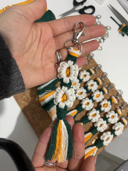 Portachiavi in macramè